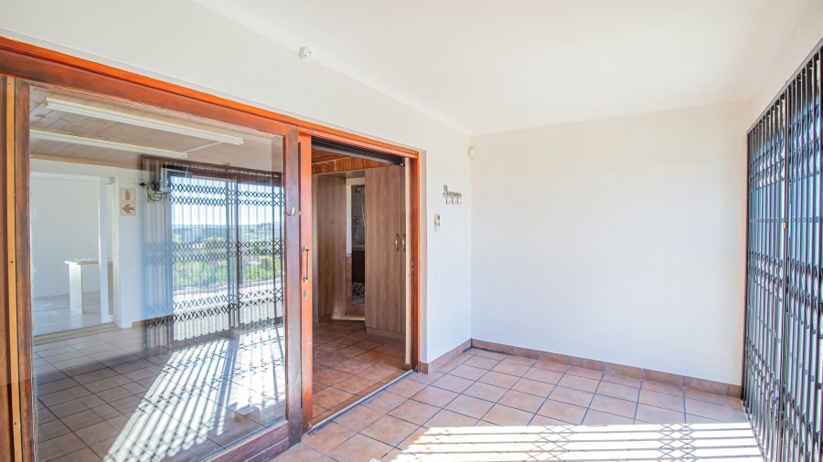 5 Bedroom Property for Sale in Long Acres Country Estate Western Cape